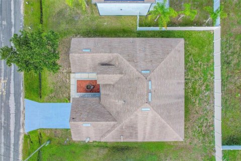 Casa en venta en Kissimmee, Florida, 5 dormitorios, 214.42 m2 № 1725422 - foto 5