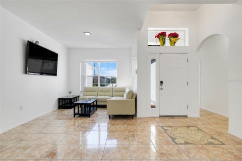 Casa en venta en Kissimmee, Florida, 5 dormitorios, 214.42 m2 № 1725422 - foto 8