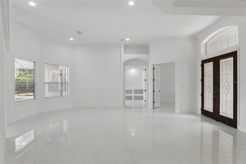 House in Orlando, Florida 5 bedrooms, 335.84 sq.m. № 1822840 - photo 10