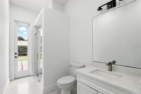 House in Orlando, Florida 5 bedrooms, 335.84 sq.m. № 1822840 - photo 30