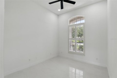 House in Orlando, Florida 5 bedrooms, 335.84 sq.m. № 1822840 - photo 29