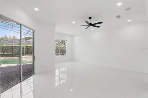 House in Orlando, Florida 5 bedrooms, 335.84 sq.m. № 1822840 - photo 24