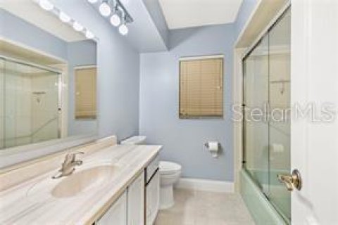 Casa en venta en Tampa, Florida, 4 dormitorios, 200.2 m2 № 2349881 - foto 17