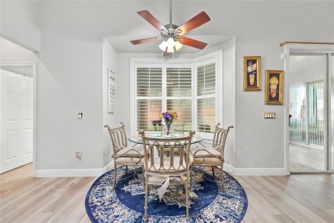 Villa ou maison à vendre à Orlando, Floride: 4 chambres, 218.23 m2 № 2415308 - photo 21