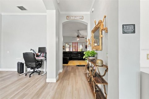 Villa ou maison à vendre à Orlando, Floride: 4 chambres, 218.23 m2 № 2415308 - photo 6