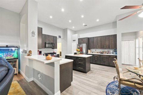 Villa ou maison à vendre à Orlando, Floride: 4 chambres, 218.23 m2 № 2415308 - photo 17