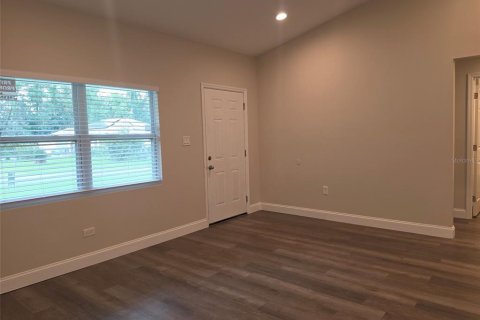 Casa en alquiler en Ocala, Florida, 3 dormitorios, 127.09 m2 № 2287478 - foto 2