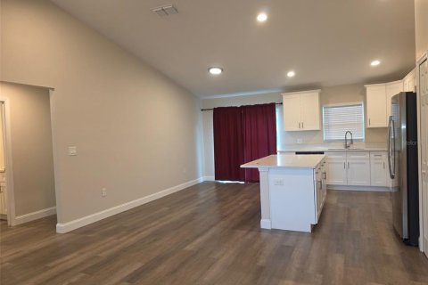 Casa en alquiler en Ocala, Florida, 3 dormitorios, 127.09 m2 № 2287478 - foto 4