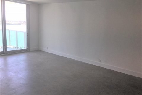 Купить кондоминиум в Майами-Бич, Флорида 1 спальня, 79.15м2, № 1985788 - фото 4