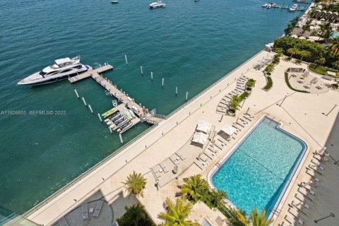 Купить кондоминиум в Майами-Бич, Флорида 1 спальня, 79.15м2, № 1985788 - фото 28