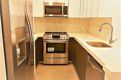 Купить кондоминиум в Майами-Бич, Флорида 1 спальня, 79.15м2, № 1985788 - фото 6