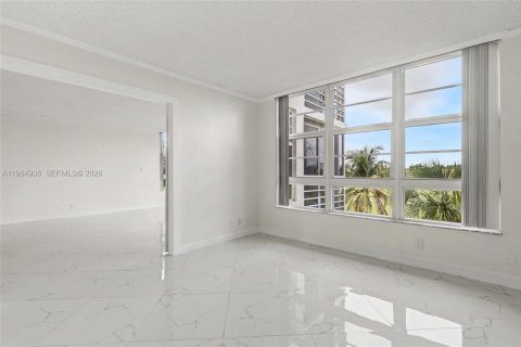 Copropriété à vendre à Pompano Beach, Floride: 3 chambres, 144.93 m2 № 2046794 - photo 20