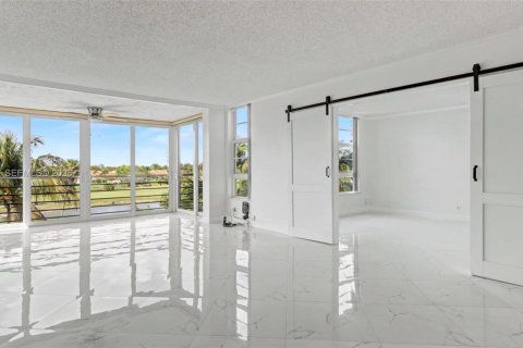 Copropriété à vendre à Pompano Beach, Floride: 3 chambres, 144.93 m2 № 2046794 - photo 4