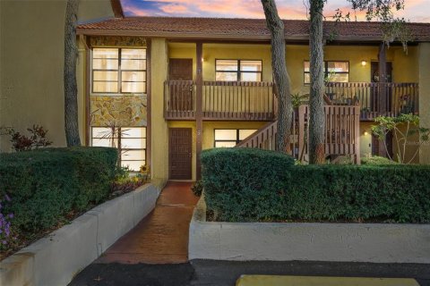 Condominio en venta en Port Richey, Florida, 2 dormitorios, 93.83 m2 № 1567648 - foto 1