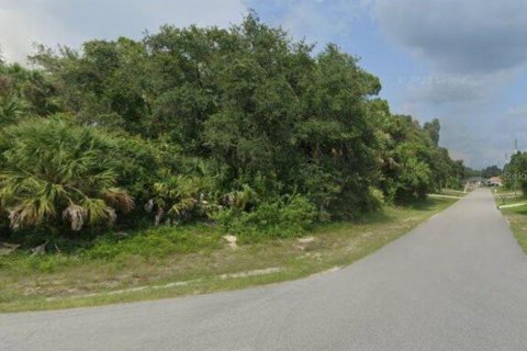 Land in North Port, Florida № 2159558 - photo 1