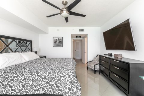 Copropriété à vendre à Sunny Isles Beach, Floride: 2 chambres, 117.61 m2 № 1868496 - photo 10
