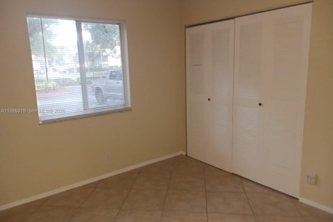 Condominio en alquiler en Pompano Beach, Florida, 2 dormitorios, 77.11 m2 № 2063226 - foto 6