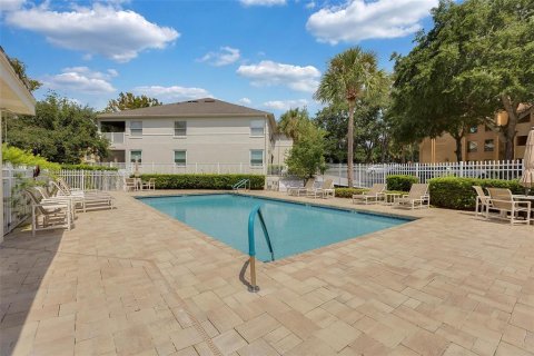 Condo in Altamonte Springs, Florida, 3 bedrooms  № 2195363 - photo 26