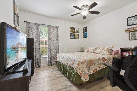 Condo in Altamonte Springs, Florida, 3 bedrooms  № 2195363 - photo 16