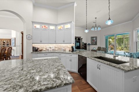 Casa en venta en Naples, Florida, 4 dormitorios, 289.86 m2 № 1927748 - foto 17