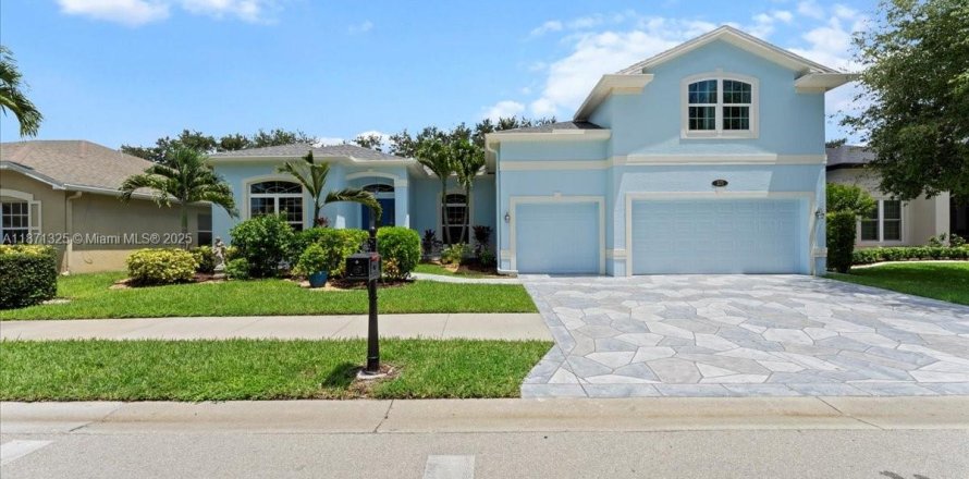 Casa en Naples, Florida 4 dormitorios, 289.86 m2 № 1927748