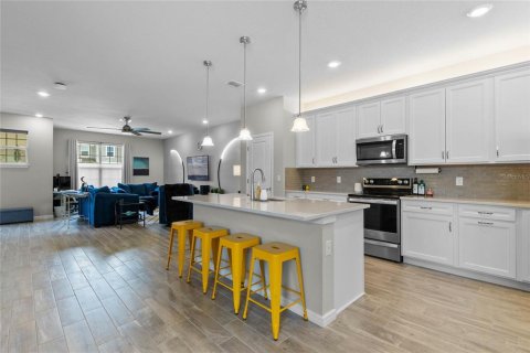 Casa en venta en Orlando, Florida, 3 dormitorios, 244.05 m2 № 1361550 - foto 13