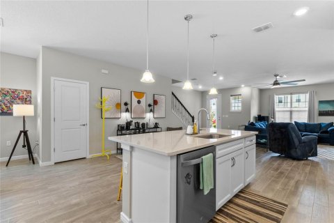 Casa en venta en Orlando, Florida, 3 dormitorios, 244.05 m2 № 1361550 - foto 12