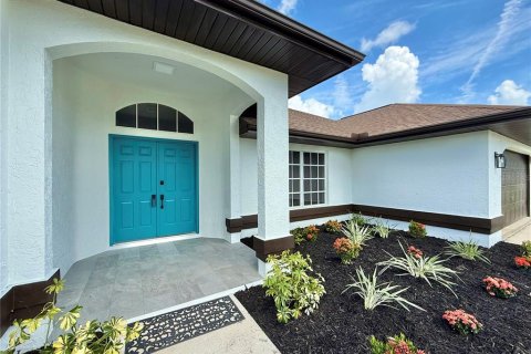 House in Port Charlotte, Florida 4 bedrooms, 202.71 sq.m. № 1858099 - photo 10
