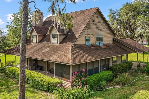 House in Winter Garden, Florida 3 bedrooms, 216.46 sq.m. № 1775654 - photo 1