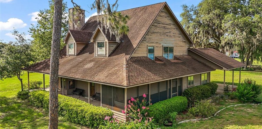 House in Winter Garden, Florida 3 bedrooms, 216.46 sq.m. № 1775654