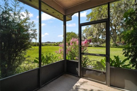 House in Winter Garden, Florida 3 bedrooms, 216.46 sq.m. № 1775654 - photo 29