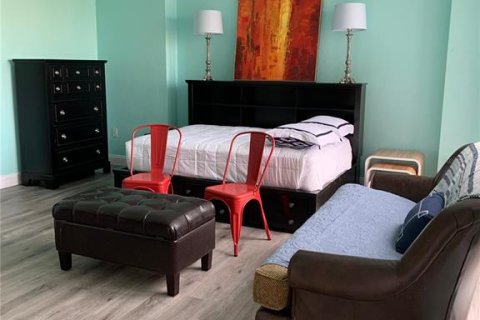 Studio in the Condo in Saint Petersburg, Florida № 2109678 - photo 3