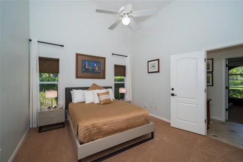 House in Lutz, Florida 3 bedrooms, 290.78 sq.m. № 1736262 - photo 20
