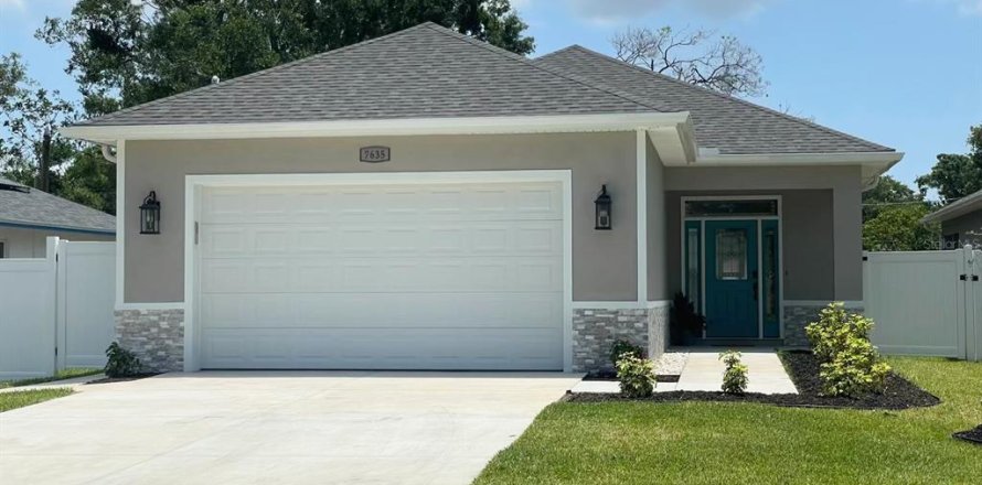 House in Pinellas Park, Florida 3 bedrooms, 162.02 sq.m. № 1685173