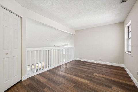 Townhouse in Port Richey, Florida 2 bedrooms, 146.79 sq.m. № 1602308 - photo 24