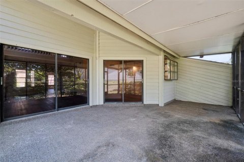 Townhouse in Port Richey, Florida 2 bedrooms, 146.79 sq.m. № 1602308 - photo 29