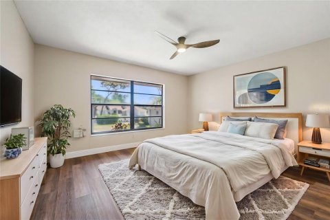 Townhouse in Port Richey, Florida 2 bedrooms, 146.79 sq.m. № 1602308 - photo 16
