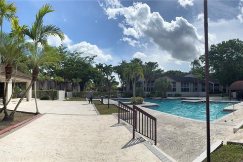 Купить кондоминиум в Майами, Флорида 3 спальни, 121.89м2, № 2016431 - фото 20