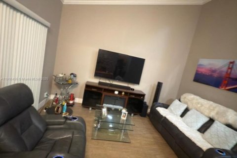 Купить кондоминиум в Майами, Флорида 3 спальни, 121.89м2, № 2016431 - фото 5