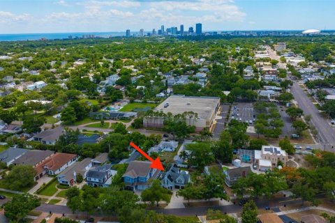 Casa en venta en Saint Petersburg, Florida, 3 dormitorios, 227.8 m2 № 2118037 - foto 4