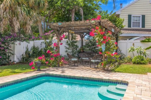 Casa en venta en Saint Petersburg, Florida, 3 dormitorios, 227.8 m2 № 2118037 - foto 29