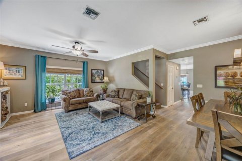 Casa en venta en Saint Petersburg, Florida, 3 dormitorios, 227.8 m2 № 2118037 - foto 5