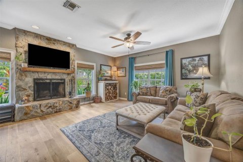 Casa en venta en Saint Petersburg, Florida, 3 dormitorios, 227.8 m2 № 2118037 - foto 6