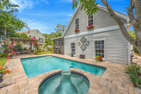 Casa en venta en Saint Petersburg, Florida, 3 dormitorios, 227.8 m2 № 2118037 - foto 27