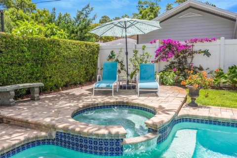 Casa en venta en Saint Petersburg, Florida, 3 dormitorios, 227.8 m2 № 2118037 - foto 26