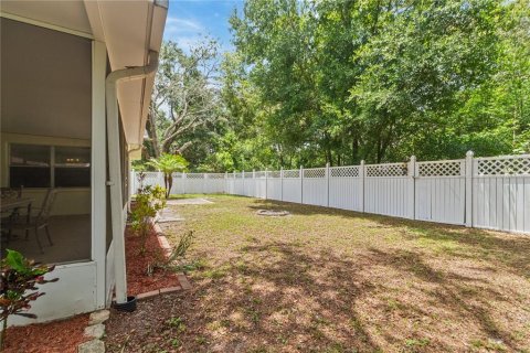 House in Zephyrhills, Florida 3 bedrooms, 151.62 sq.m. № 1776812 - photo 9