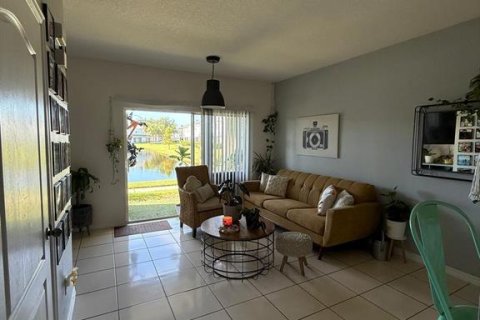 Adosado en venta en Orlando, Florida, 2 dormitorios, 91.69 m2 № 1912016 - foto 6