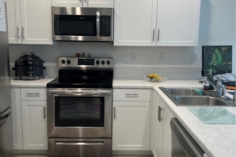 Таунхаус в Хомстед, Флорида 3 спальни, 157.47м2 № 2037977