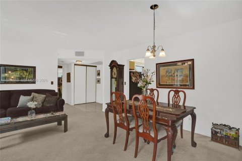 Condominio en venta en Coconut Creek, Florida, 2 dormitorios, 88.72 m2 № 2045924 - foto 8