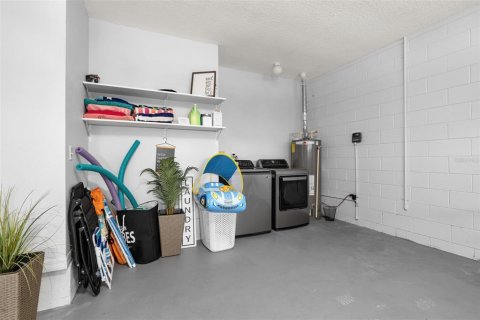 Casa en venta en Clermont, Florida, 4 dormitorios, 229.93 m2 № 2306403 - foto 30
